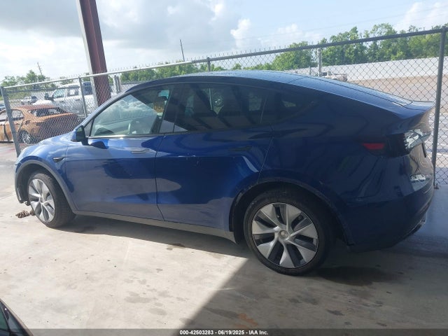 Tesla Model Y 2022 7SAYGDEE6NA005092 Image 14