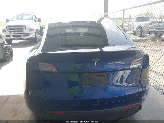 Tesla Model Y 2022 7SAYGDEE6NA005092 Image 16