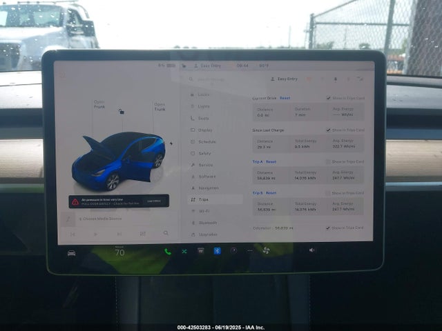 Tesla Model Y 2022 7SAYGDEE6NA005092 Image 18