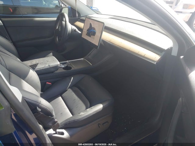 2022 TESLA MODEL Y 7SAYGDEE6NA005092 Photo 4
