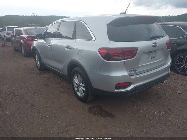 2019 KIA SORENTO 5XYPGDA55KG570584 Photo 2