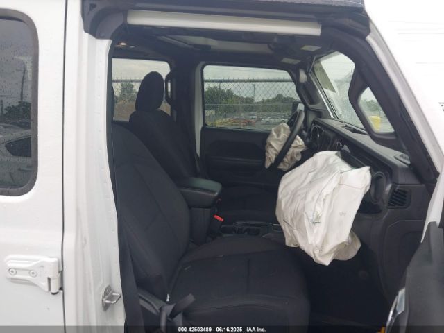 2022 JEEP WRANGLER UNLIMITED 1C4HJXDGXNW201781 Photo 4