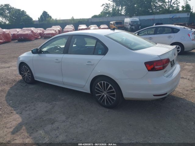 3VWD17AJ2GM268762 Volkswagen Jetta 1.8t Sport