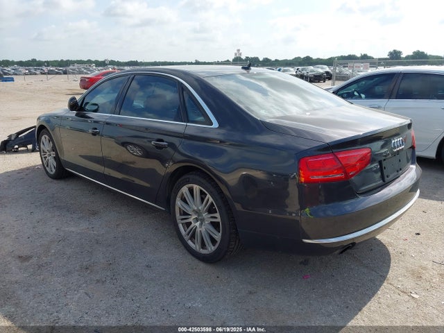 2014 AUDI A8 L WAURGAFD7EN005965 Photo 2