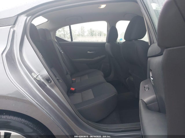 42503615 :رقم المزاد ، 3N1AB8CV1NY275736 vin ، 2022 Nissan Sentra Sv Xtronic Cvt مزاد بيع