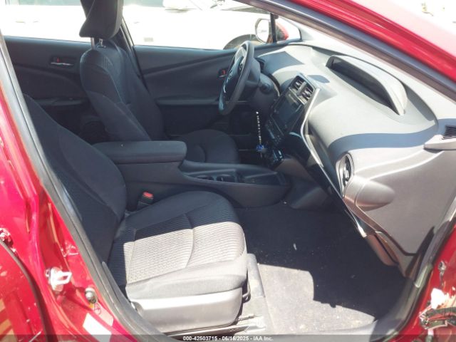 JTDKBRFUXJ3059431 Toyota 2zr-fxe,1nm