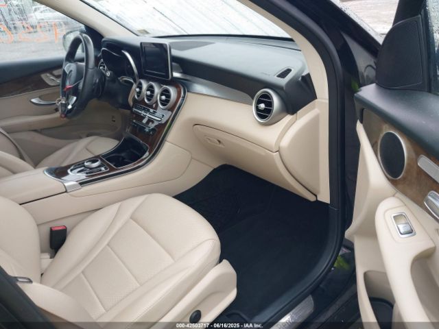 2017 MERCEDES-BENZ GLC 300 WDC0G4KB4HF181026 Photo 4