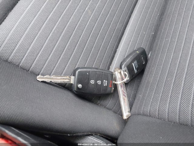 KNAFX4A60F5276056 KIA FORTE LX