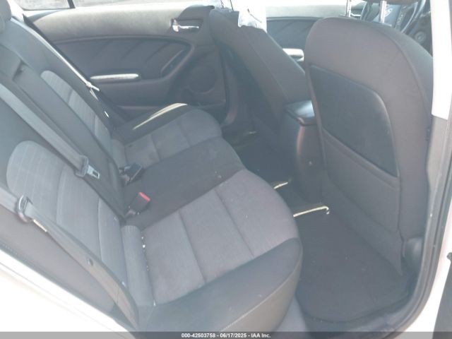 KNAFX4A85E5100054 KIA FORTE EX