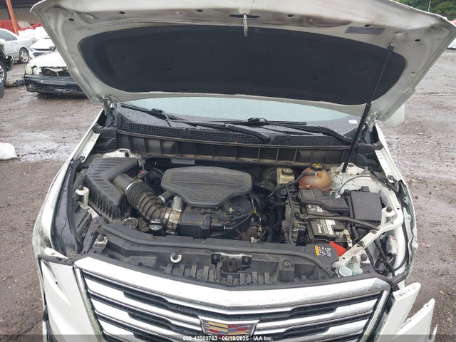 2017 CADILLAC XT5 1GYKNBRS2HZ256426 Photo 9