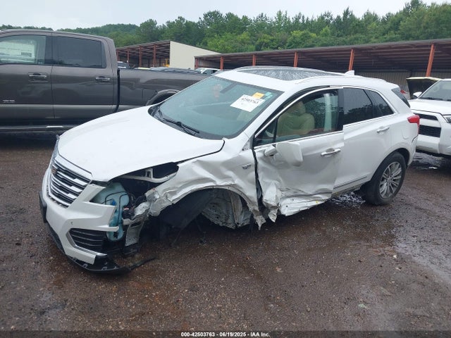 2017 CADILLAC XT5 1GYKNBRS2HZ256426 Photo 5