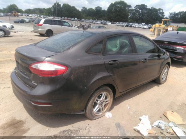 3FADP4BJ6JM126135 Ford FIESTA SE
