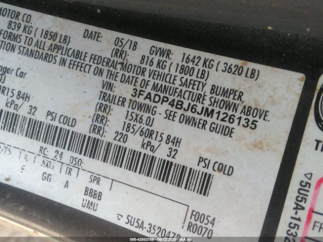 3FADP4BJ6JM126135 Ford FIESTA SE
