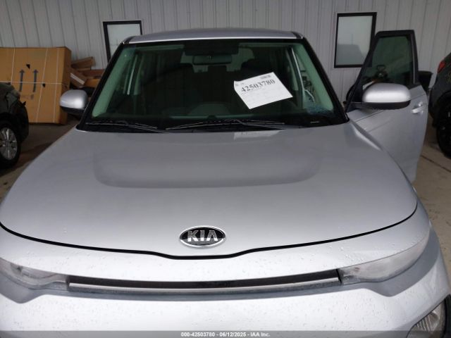 KNDJ23AU2L7083220 KIA SOUL LX