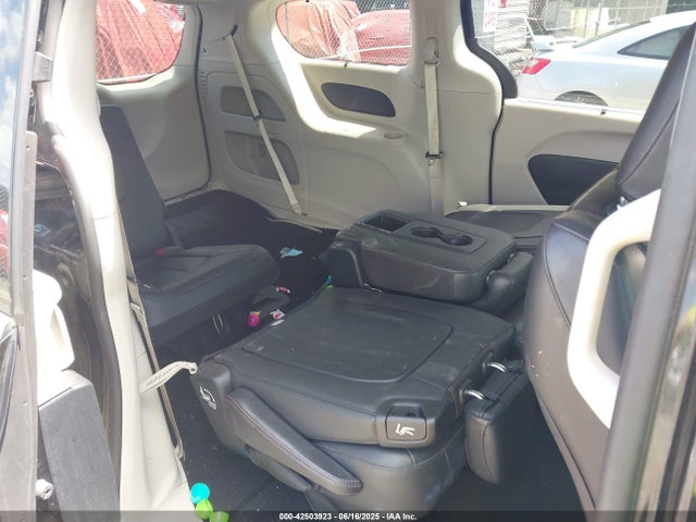 Chrysler 2020 2020 2C4RC1BG3LR106662 Image 8