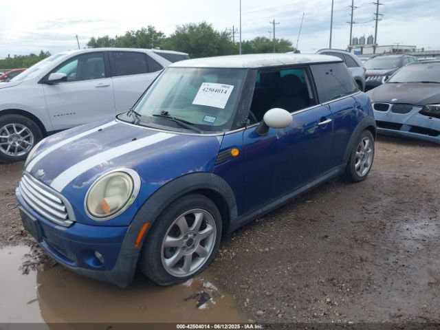 2007 MINI COOPER WMWMF33507TT58780 Photo 1
