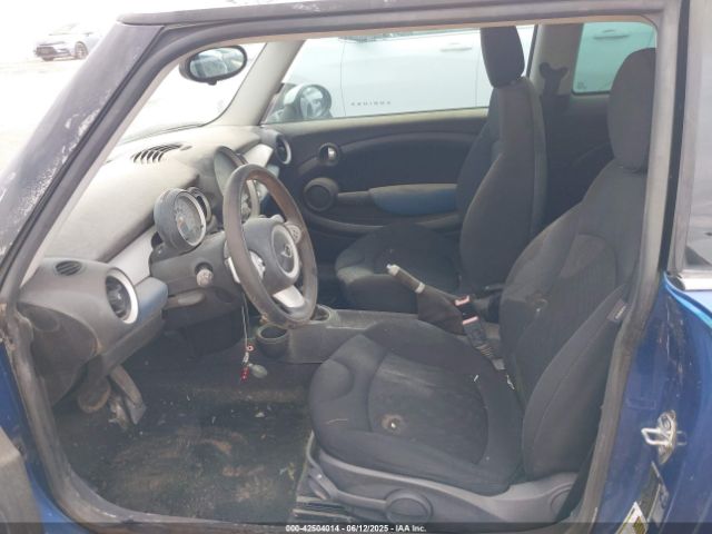2007 MINI COOPER WMWMF33507TT58780 Photo 4