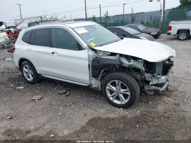 2019 BMW X3 5UXTR7C59KLR39960