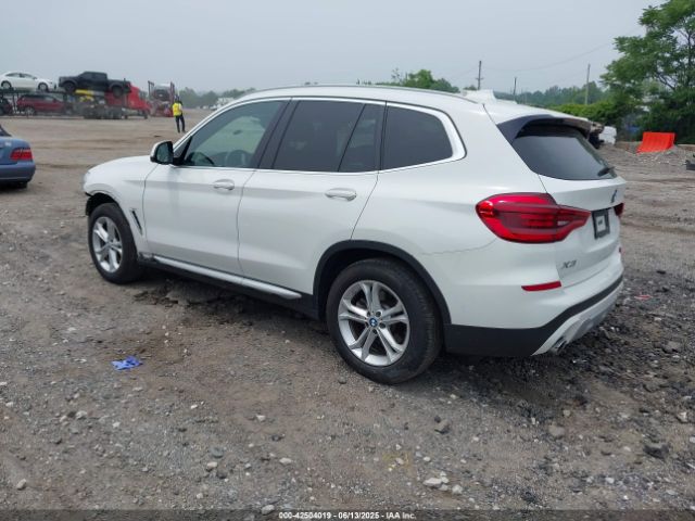 2019 BMW X3 5UXTR7C59KLR39960 Photo 2
