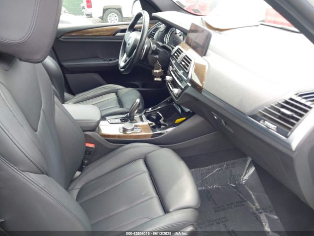 2019 BMW X3 5UXTR7C59KLR39960 Photo 4