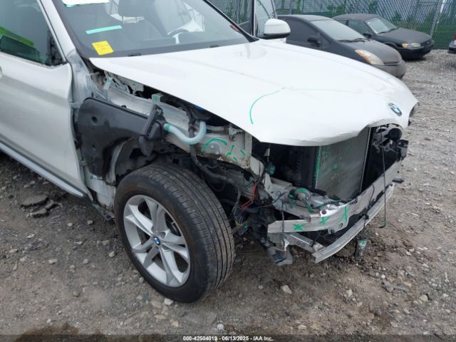 2019 BMW X3 5UXTR7C59KLR39960 Photo 5