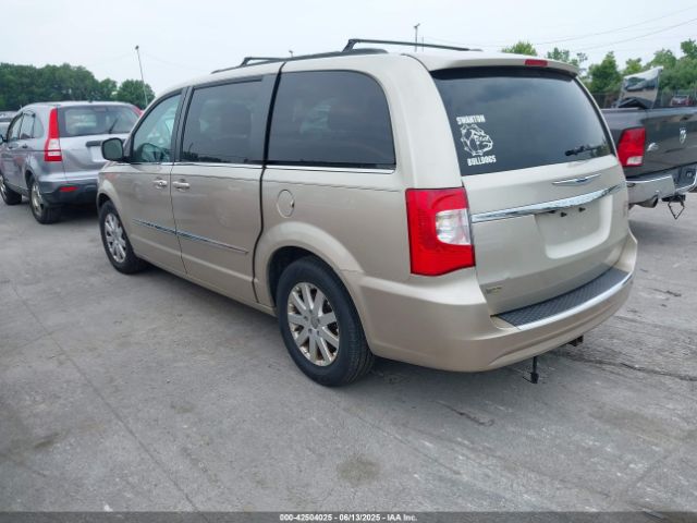 2014 CHRYSLER TOWN & COUNTRY 2C4RC1BGXER255802 Photo 2