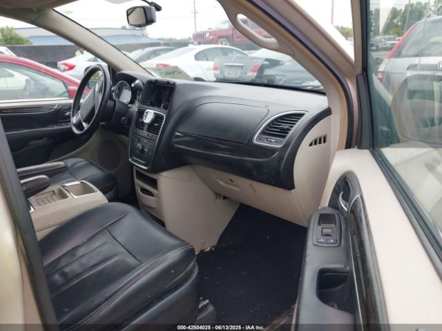 2014 CHRYSLER TOWN & COUNTRY 2C4RC1BGXER255802 Photo 4