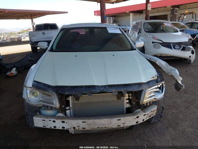 2C3CCAAG0FH867705 Chrysler 300