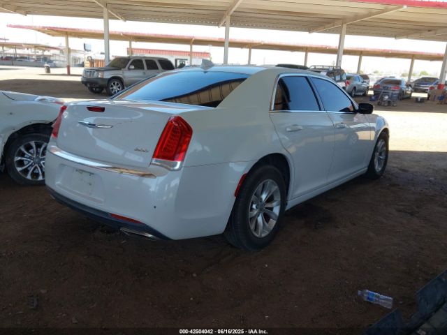 2C3CCAAG0FH867705 Chrysler 300