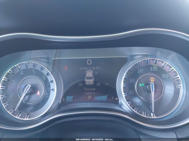 2C3CCAAG0FH867705 Chrysler 300