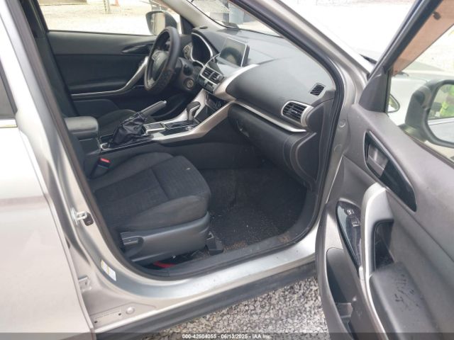2019 MITSUBISHI ECLIPSE CROSS JA4AT4AA0KZ030487 Photo 4
