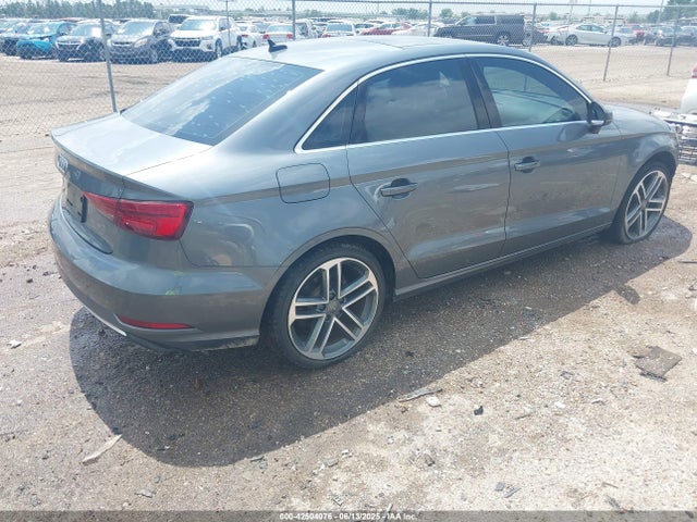 2019 AUDI A3 WAUAUGFF8K1025137 Photo 3