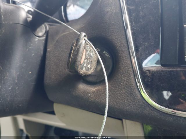 2012 CHRYSLER 200 1C3BCBEB5CN151952 Photo 10