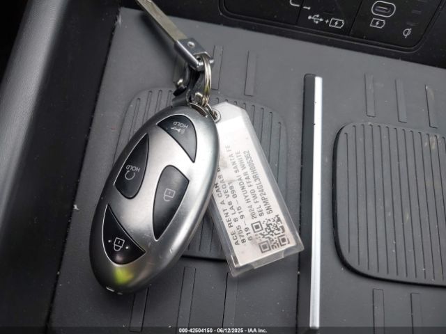 5NMP24GL3RH005352 Hyundai Santa Fe Sel