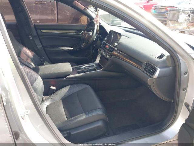 2018 HONDA ACCORD 1HGCV2F34JA005985 Photo 4