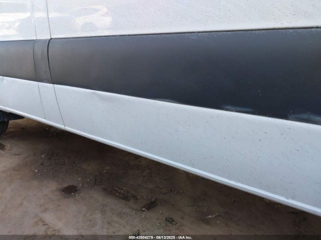 WD3PF0CD5KP037660 Mercedes-Benz Sprinter 2500 High Roof V6/standard Roof V6