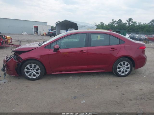 5YFB4MDE8SP268815 Toyota COROLLA LE