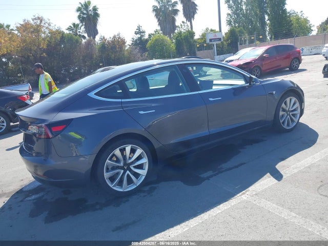 2020 TESLA MODEL 3 5YJ3E1EB5LF733696 Photo 3