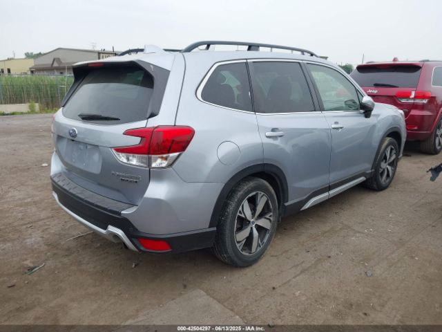 2020 SUBARU FORESTER JF2SKAXCXLH494092 Photo 3