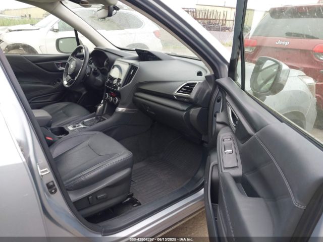 2020 SUBARU FORESTER JF2SKAXCXLH494092 Photo 4