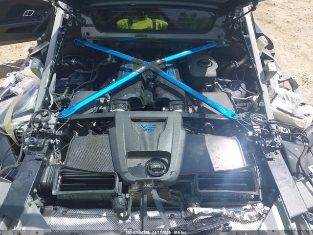 2018 AUDI R8 WUAKBAFX9J7900159 Photo 9