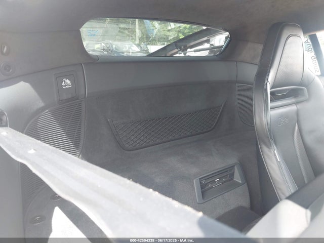 2018 AUDI R8 WUAKBAFX9J7900159 Photo 7