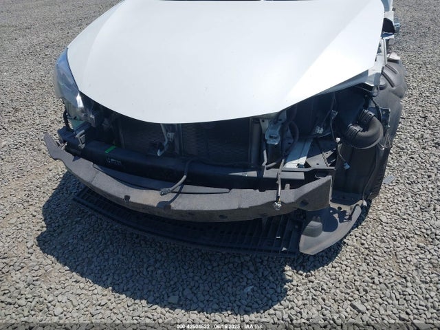 5YFBURHE6KP942130 Toyota 2zr-fe