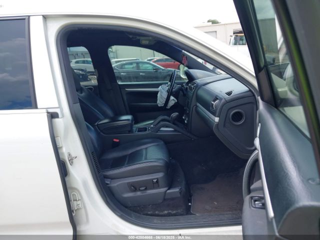 2010 PORSCHE CAYENNE WP1AA2AP1ALA05814 Photo 4