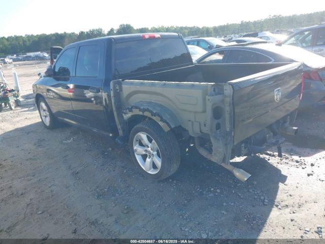 2014 RAM 1500 3C6RR6KT6EG237951 Photo 2