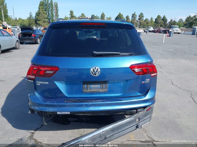 3VV2B7AX9JM204108 Volkswagen Tiguan