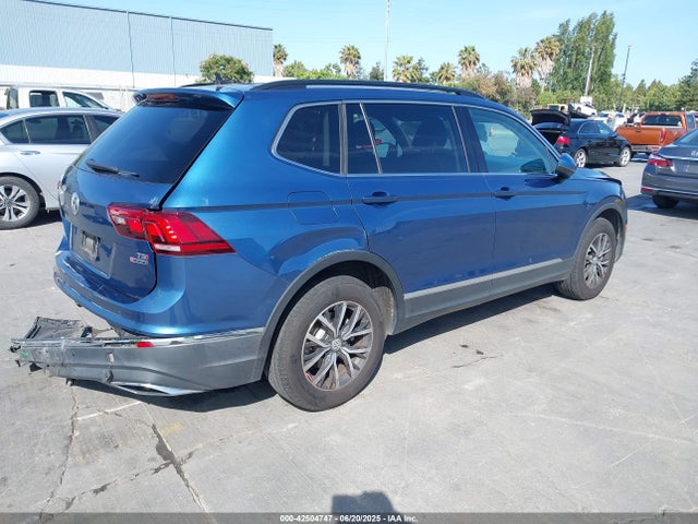 3VV2B7AX9JM204108 Volkswagen Tiguan