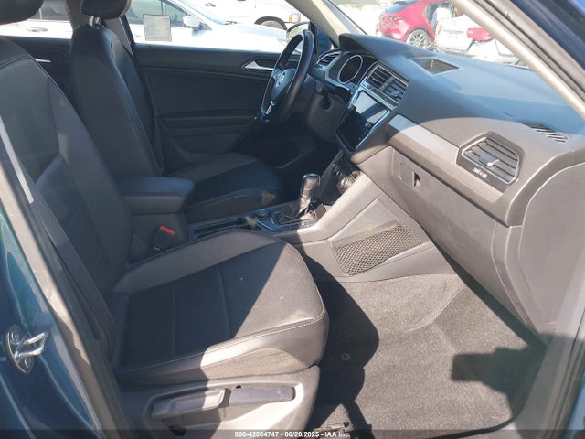 3VV2B7AX9JM204108 Volkswagen Tiguan