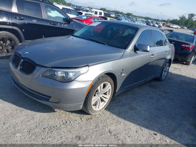 2010 BMW 528I WBANU5C53AC125666 Photo 1