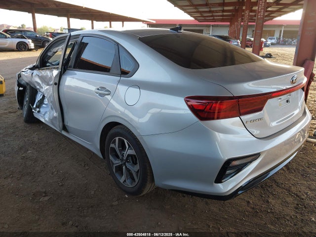 KIA mpi nu 2021 3KPF24AD1ME278979 Image 3